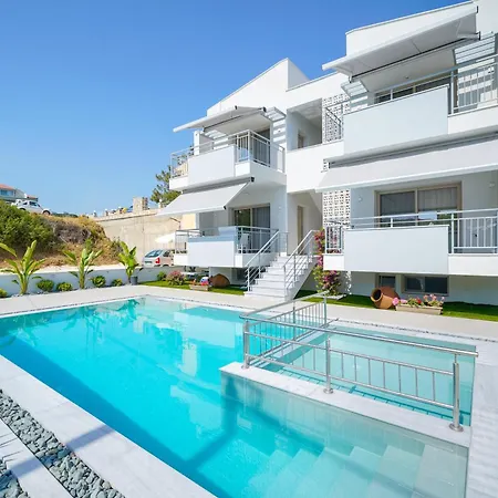 Hotel apartamentowy Sourinis Luxury 4*