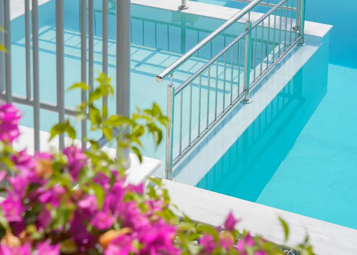 아파트호텔 Sourinis Luxury