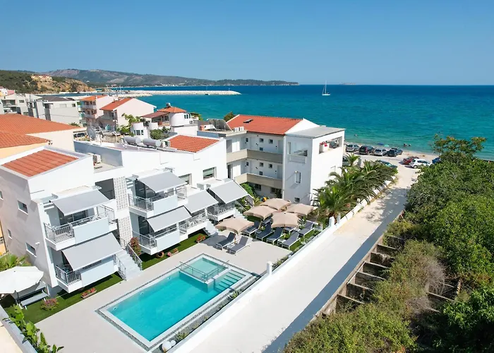 Sourinis Luxury 리메나리아