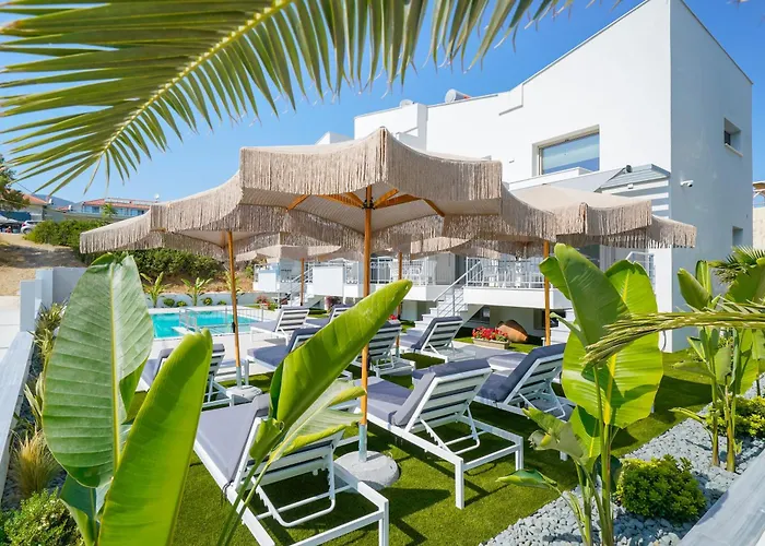 Sourinis Luxury 리메나리아