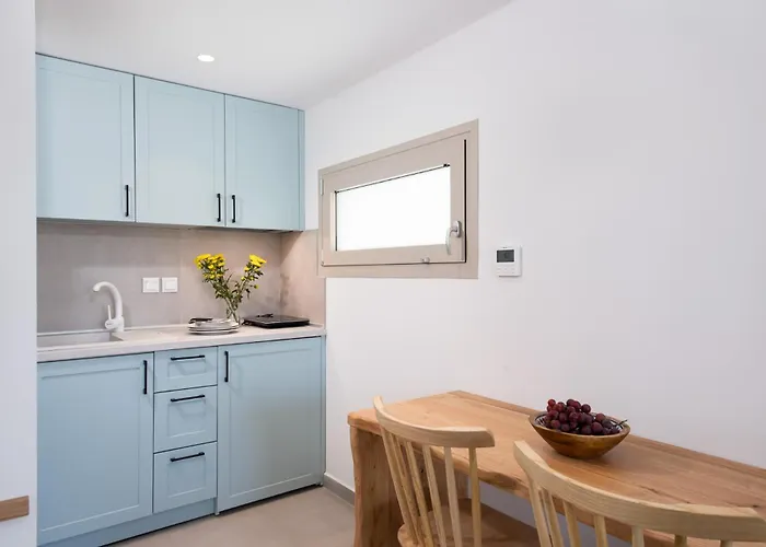 Sourinis Luxury アパートホテル リメナリア